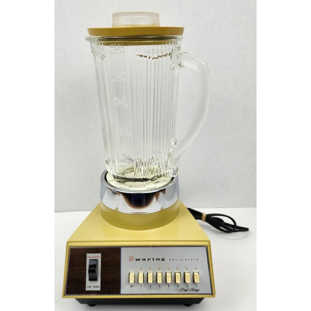 Waring Solid State Blender 11-254 with Glass 5 Cup 40 Oz Container Works Great